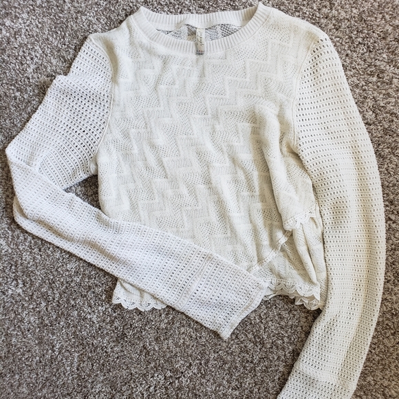 Free People Sweater - Picture 1 of 5